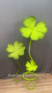 Giant 4-leaf clover