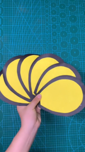 Easy DIY flower tutorial